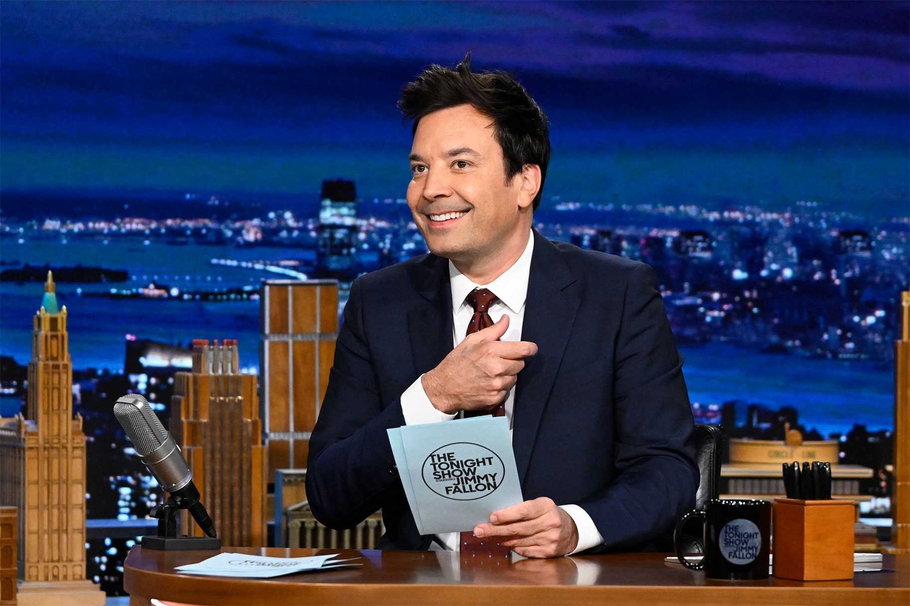 the tonight show starring jimmy fallon 1857 - Popping Fidgets